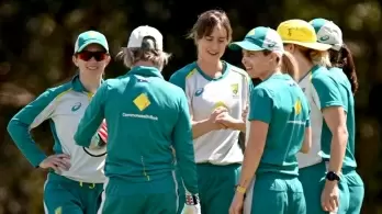 Perry, Campbell shine in Australia's warm-up win over India